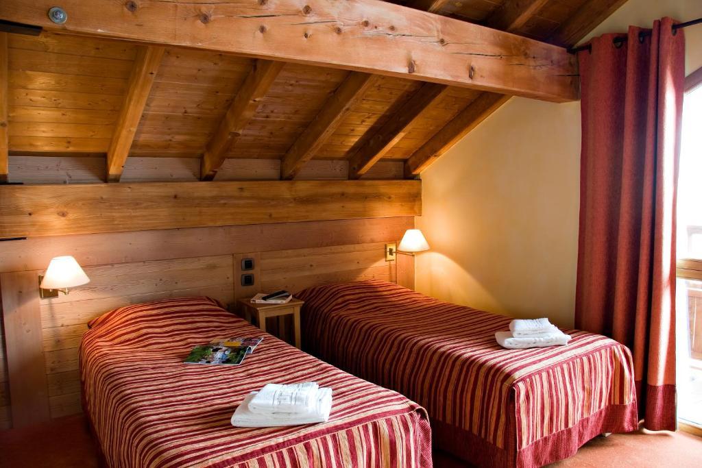 Chalets Montana Airelles Tignes Room photo