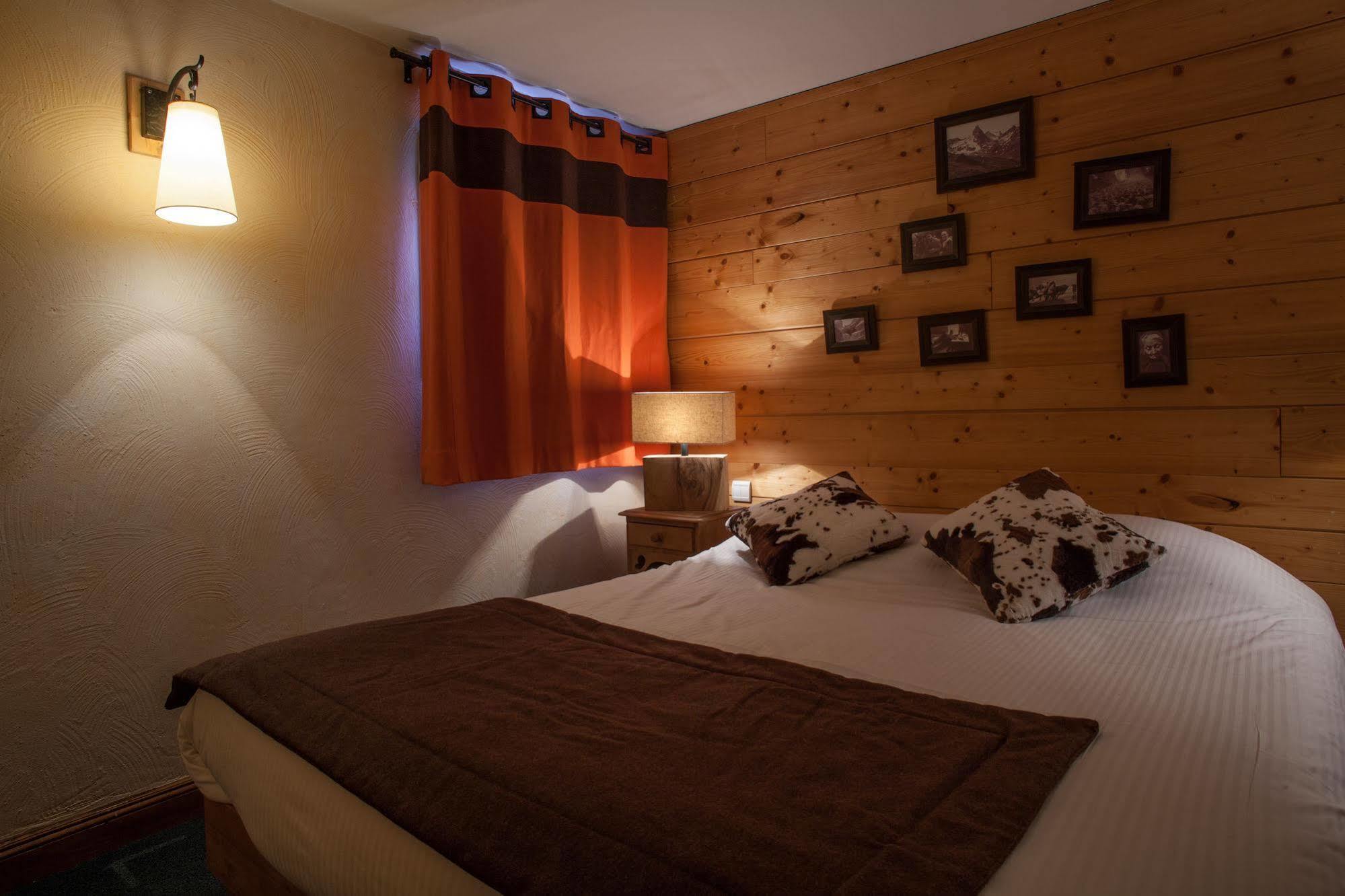 Chalets Montana Airelles Tignes Exterior photo